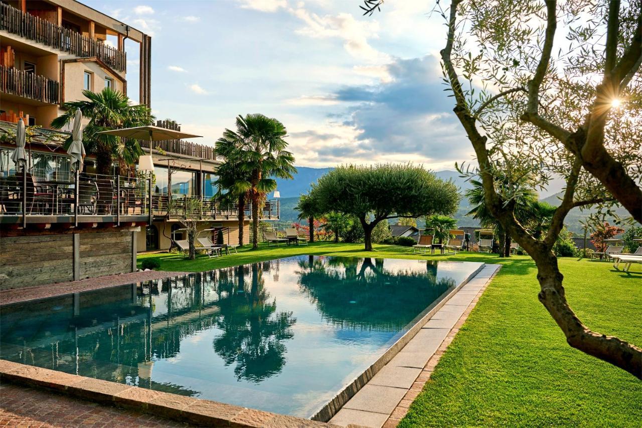 Das Panorama Designhotel Caldaro Eksteriør billede