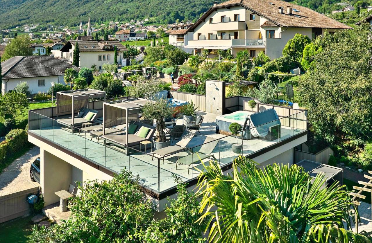 Das Panorama Designhotel Caldaro Eksteriør billede