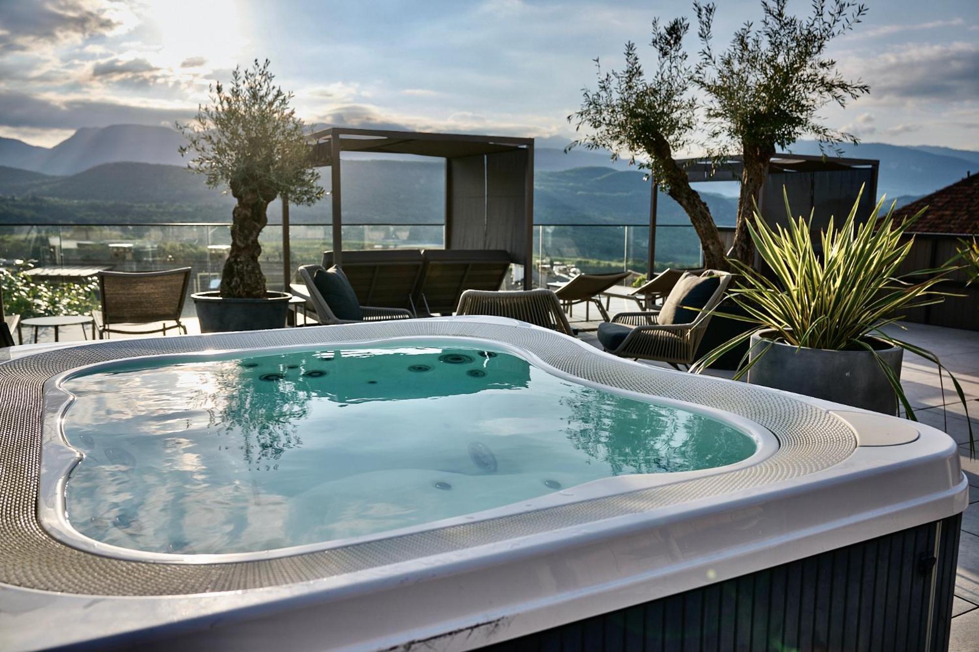 Das Panorama Designhotel Caldaro Eksteriør billede