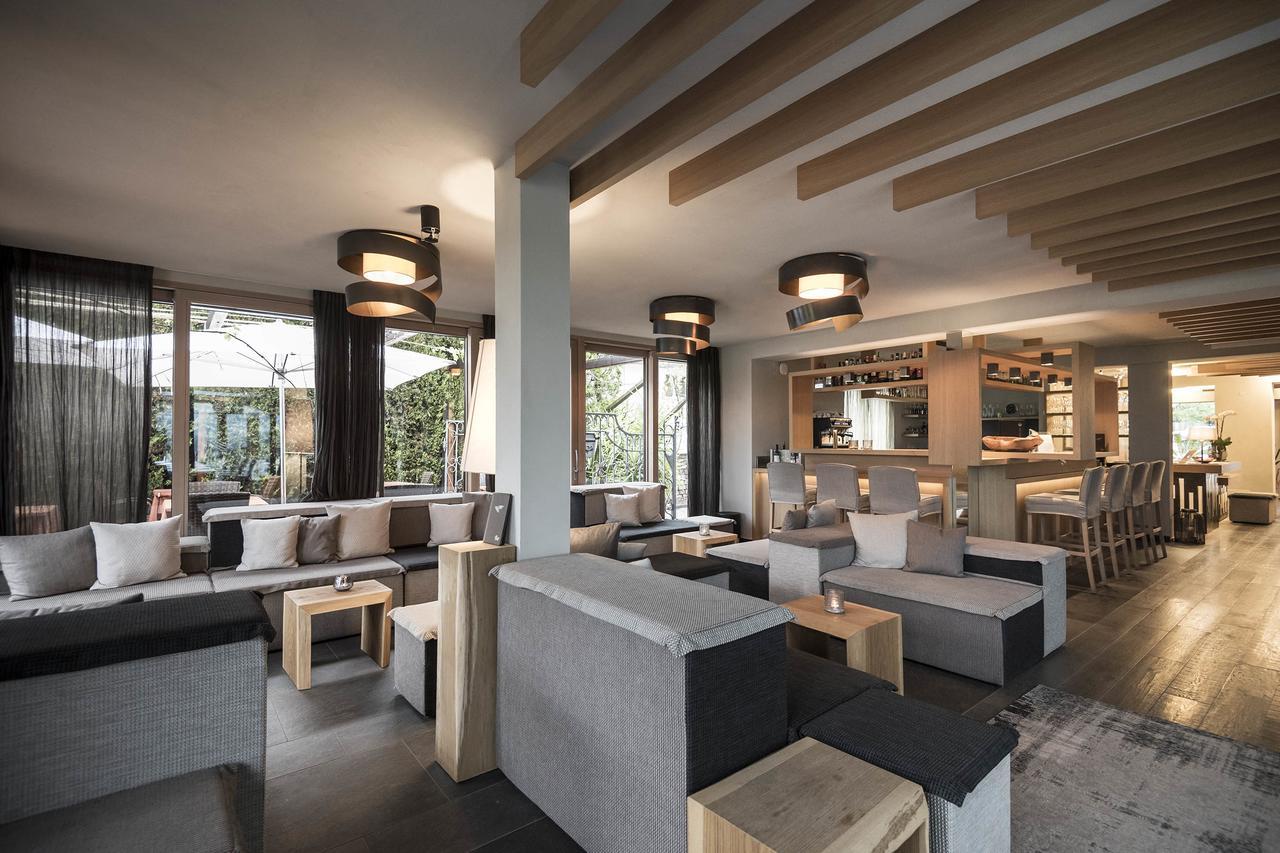 Das Panorama Designhotel Caldaro Eksteriør billede